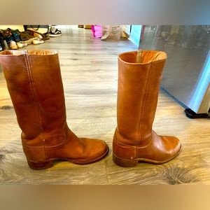 EUC Frye boots